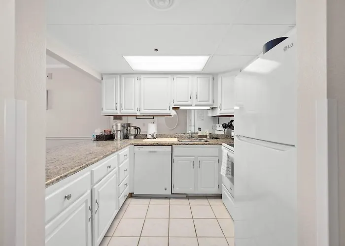 Marigot 511 - Beachfront Paradise
